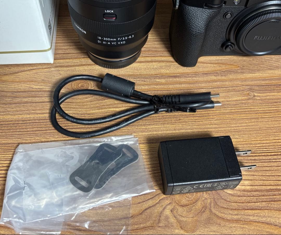 m*1様 【最終価格】Fujifilm XT4 富士フイルム　タムロン18-30