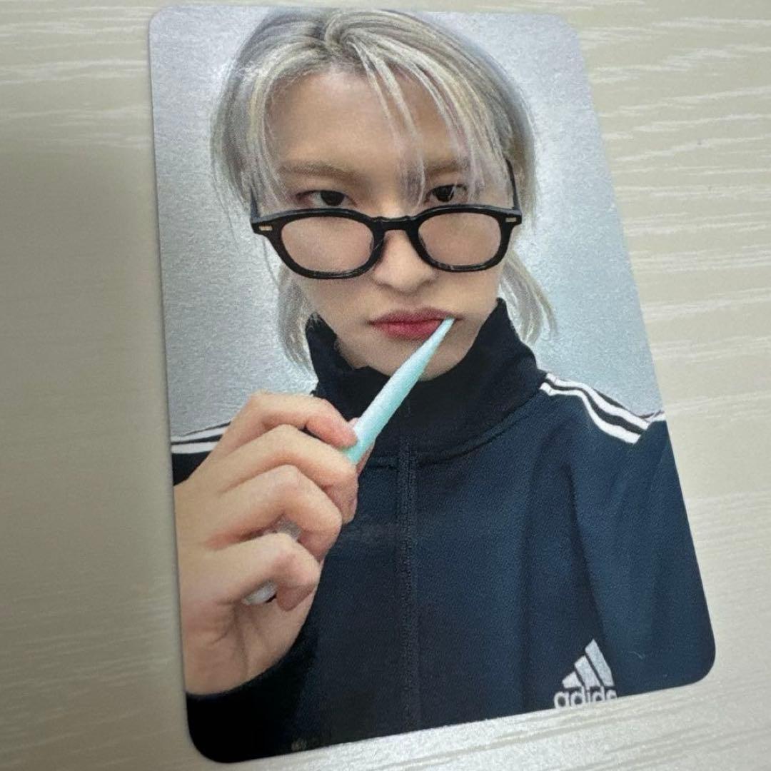 ateez hellolive ラキドロ 歯磨き ジャージ トレカ ソンファ