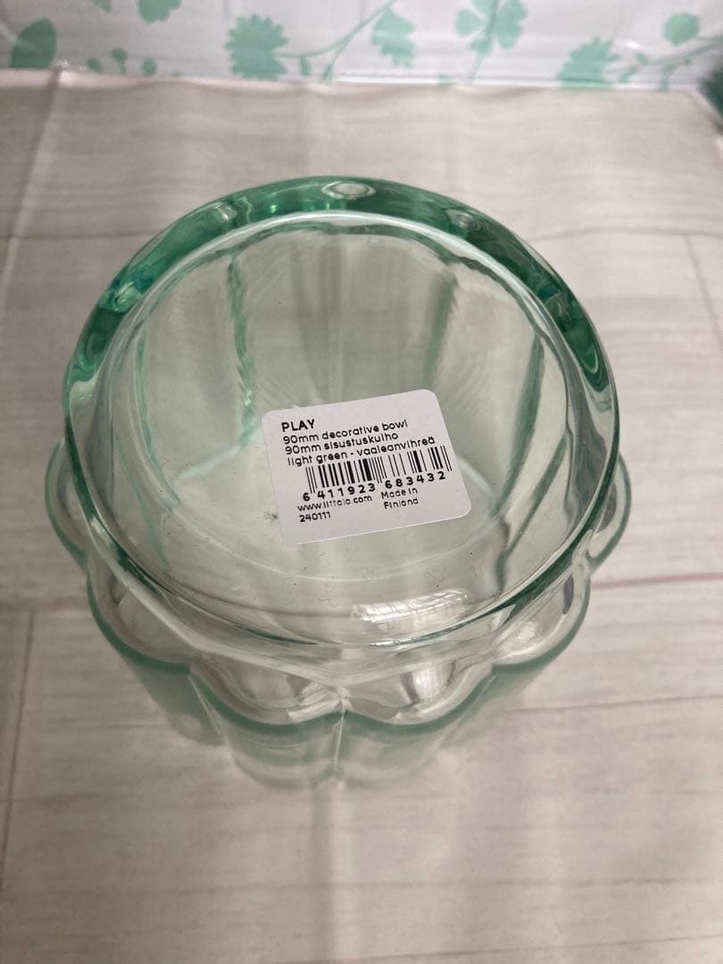 イッタラ プレイ デコレーティブ ボウル 90mm ライトグリーン