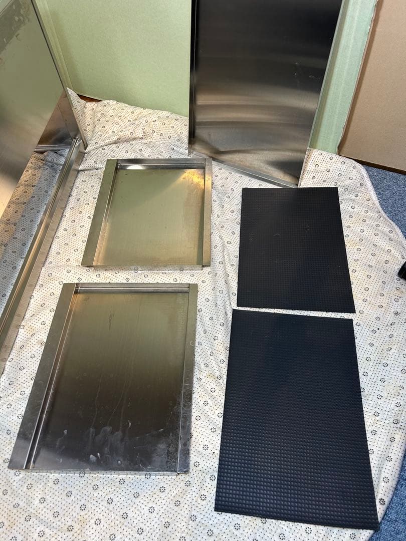 K100さま専用　コクヨ　傘立て　６５本　［US-G181NN］