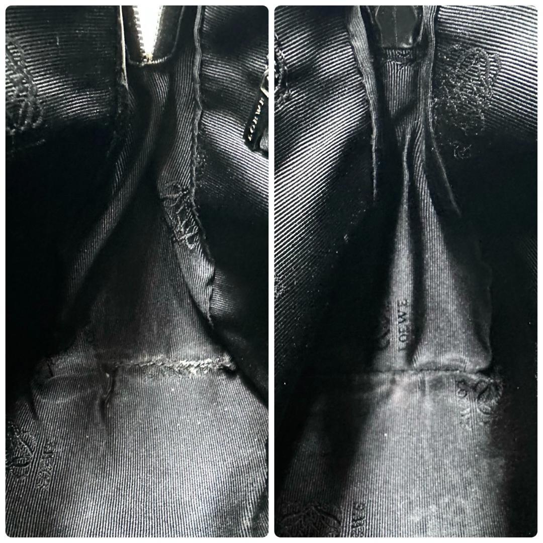 LOEWE ロエベ アナグラム型押し クラッチバッグ セカンドバッグ ブラック