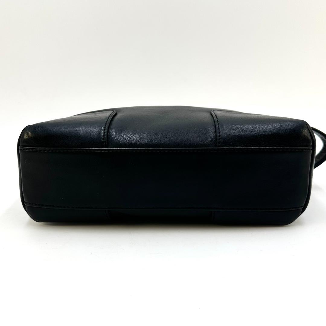 LOEWE ロエベ アナグラム型押し クラッチバッグ セカンドバッグ ブラック