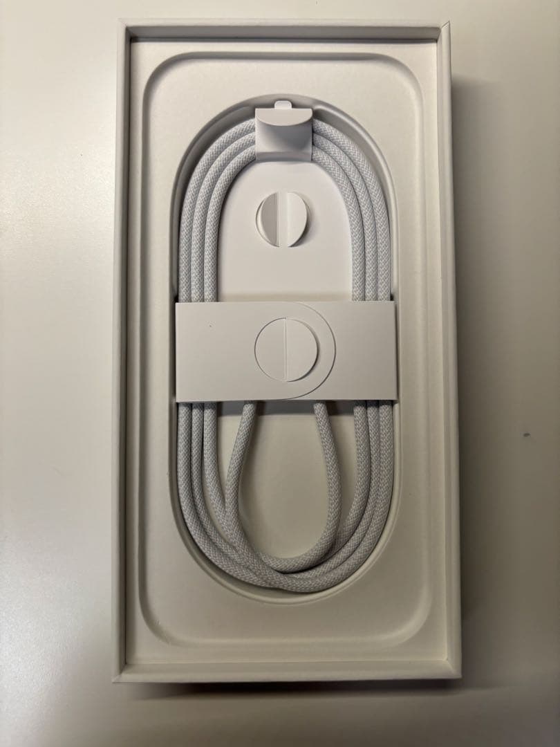 iPhone16 Pro 128GB Black Titanium + おまけ