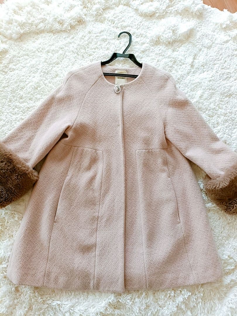 snidel ビジューブローチノーカラーコート　阪急限定カラー