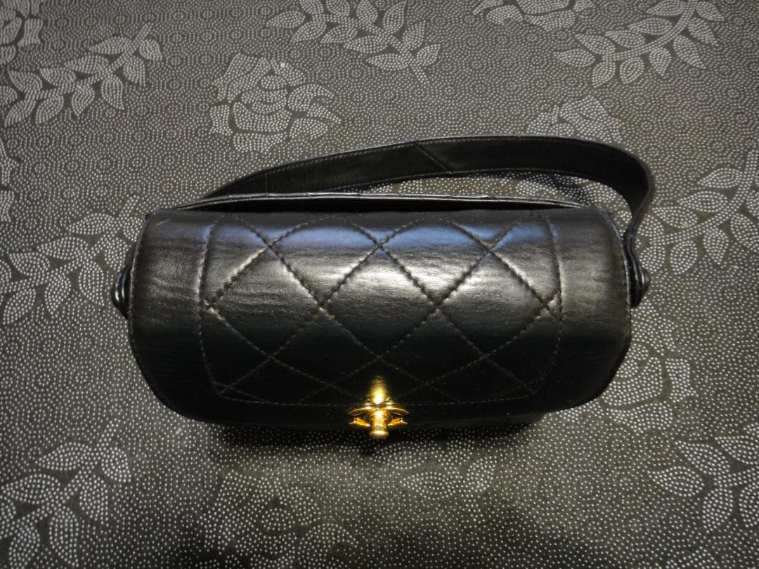 シャネル マトラッセ ココマーク ターンロック トップハンドル ラムスキン