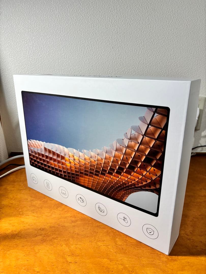 モバイルモニター　16.1インチ　2.5K 144Hz