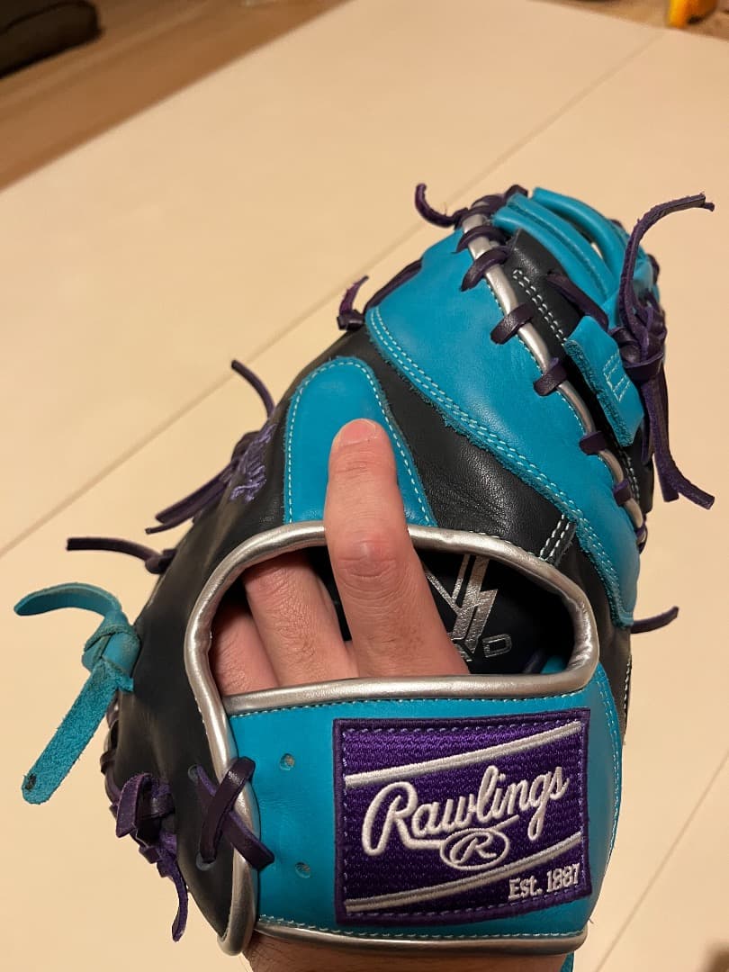 美品　Rawlings HYPER TECHファーストミット