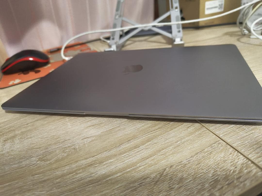 MacBook Air 13インチ M1 スペースグレー