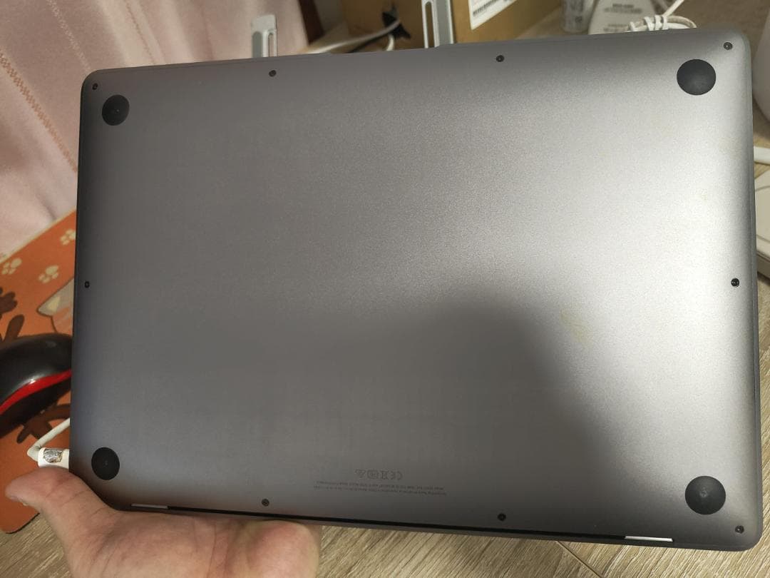 MacBook Air 13インチ M1 スペースグレー