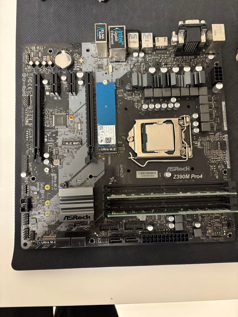 ASRock Z390M Pro4 マザーボード
