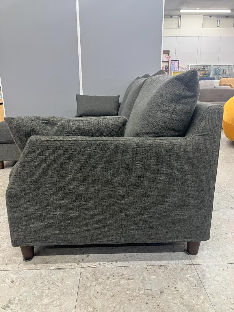 KEYUCA 3人掛けソファ オットマン付き グレー