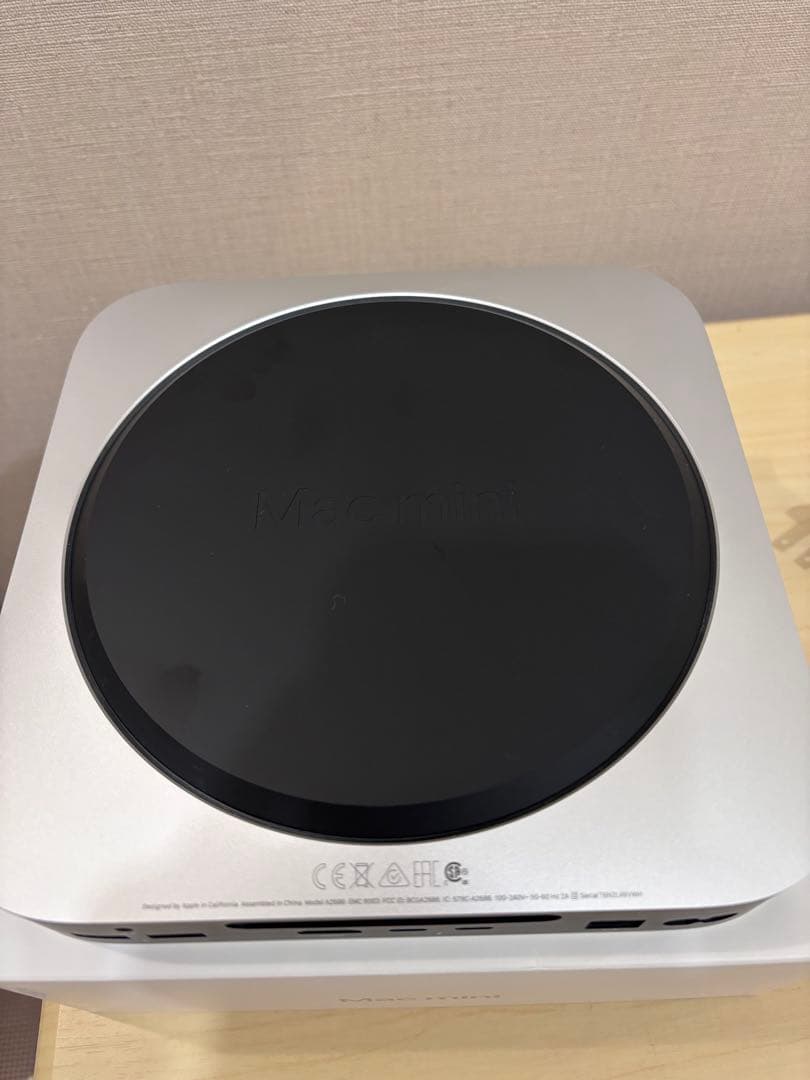 Apple Mac mini m2 シルバー 本体と電源ケーブル
