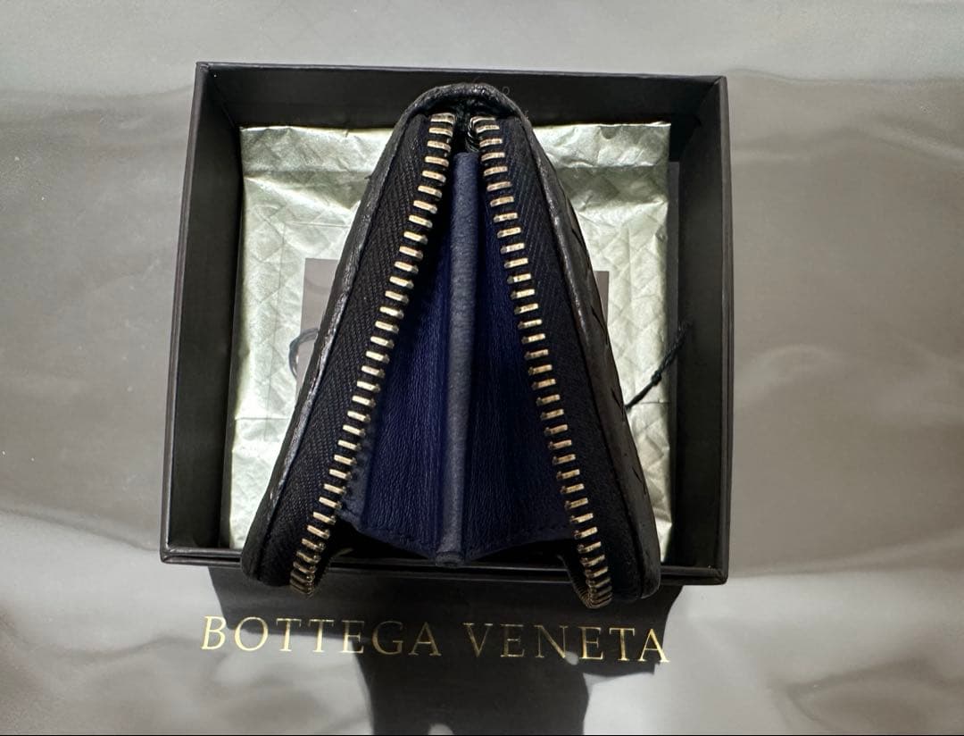 【本体のみ】ボッテガヴェネタ イントレチャートケース/ラム/黒/1️⃣✨✨