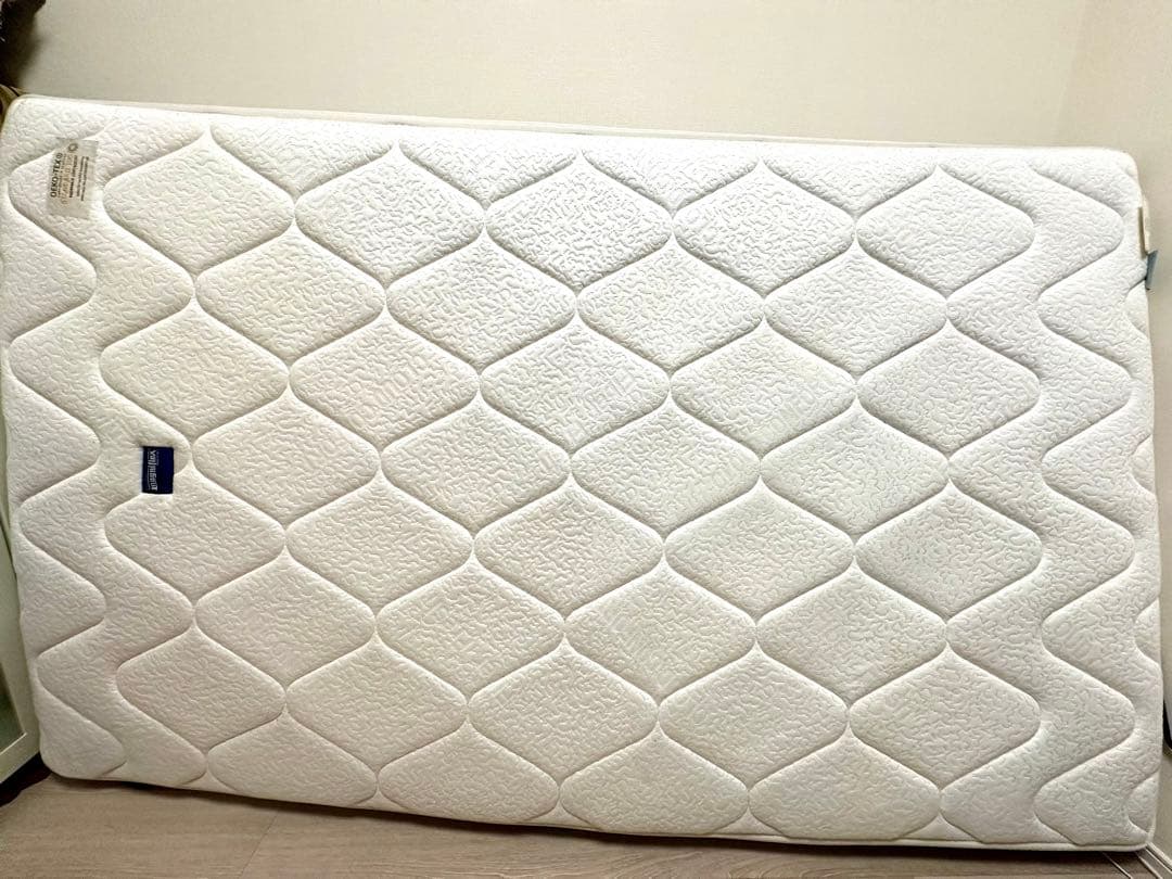 [美品] magniflex オクラホマ マットレス セミダブル[送料込]