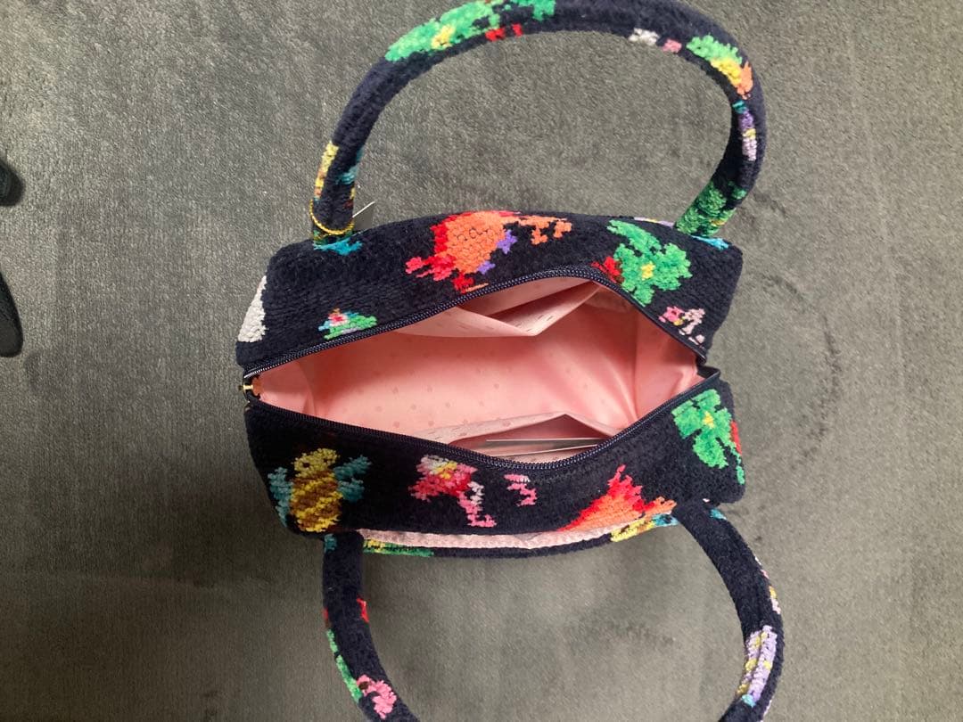 FEILER 神崎恵さん×フェイラーファンキーフォーチュン　ミニキューブバッグ