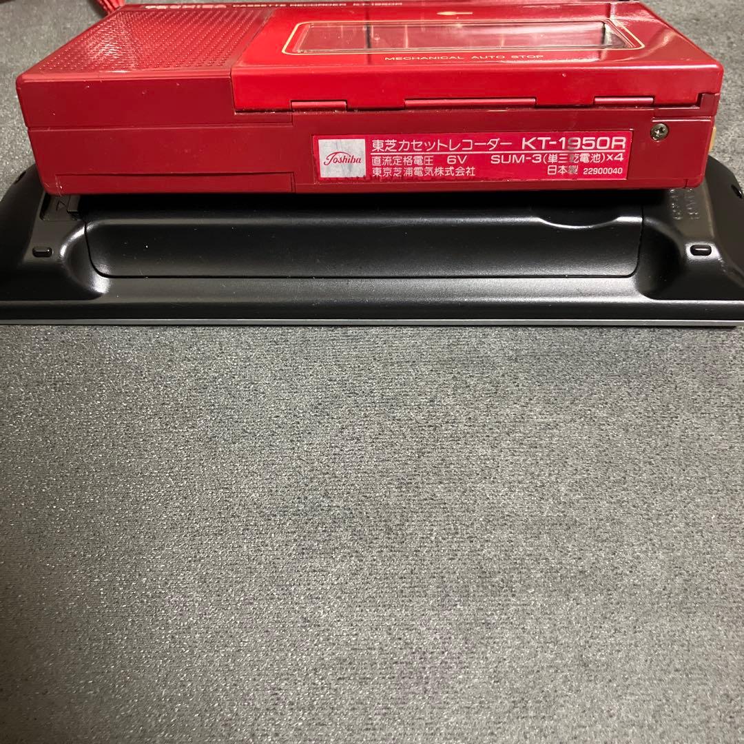 ポータブルプレーヤー TOSHIBA KT-1950R CASSETTE RECORDER RED