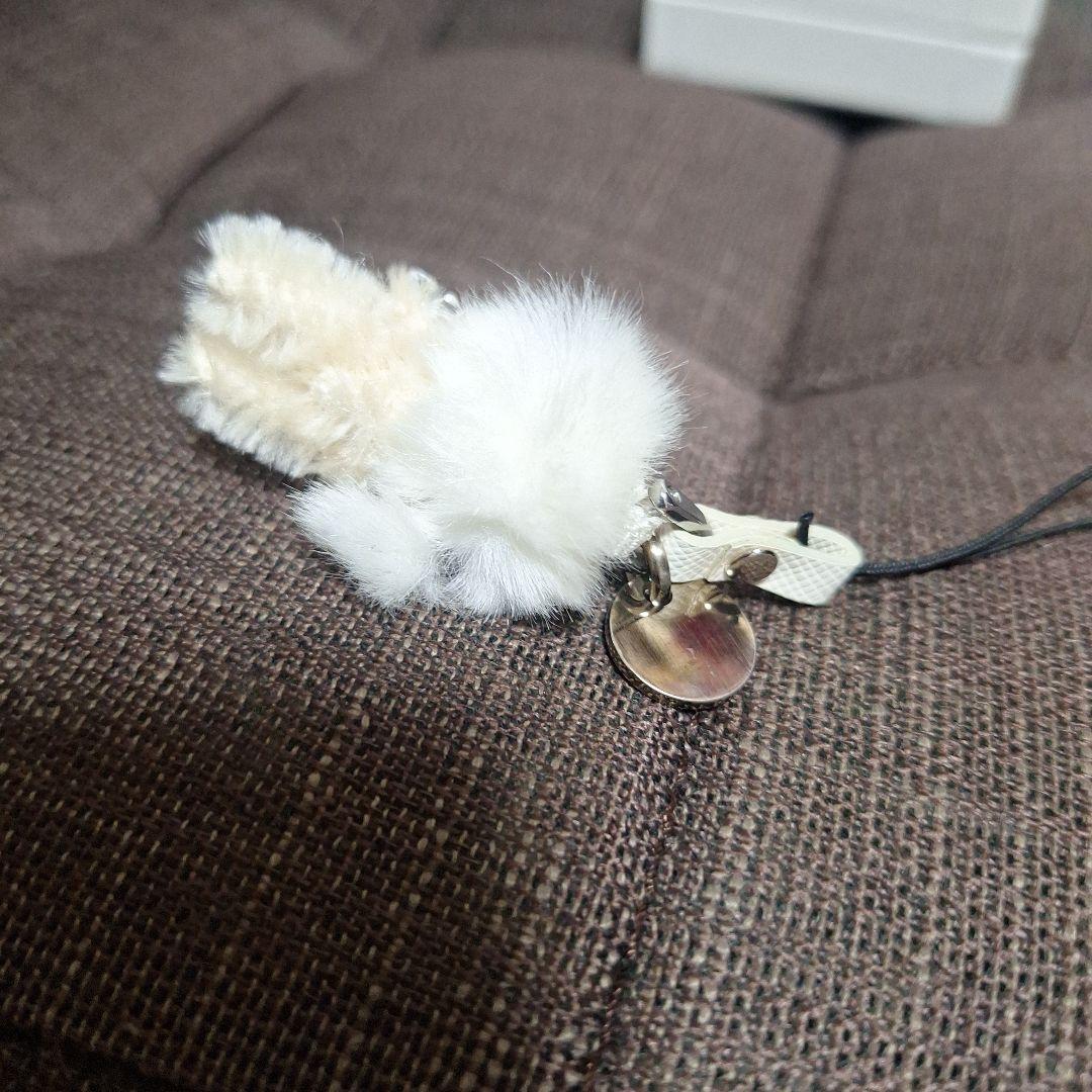 PRADA。ベアーストラップ