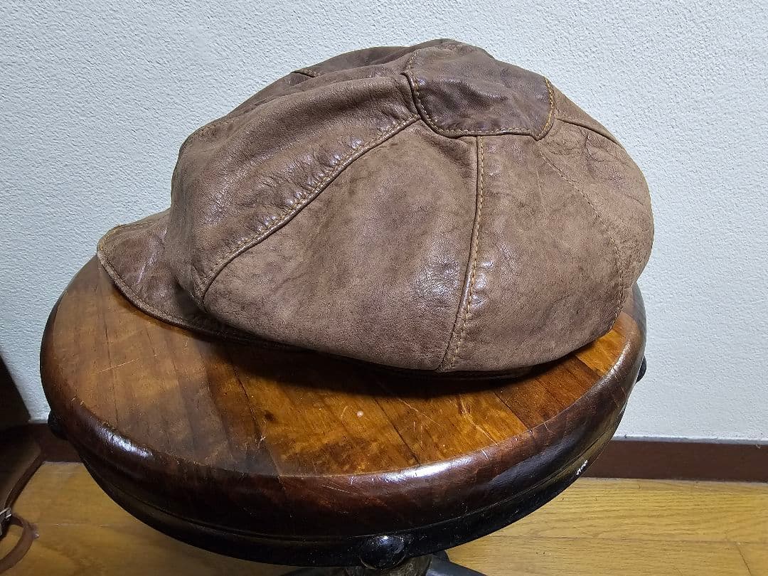 ヴィンテージ　カーフスキン　キャスケット