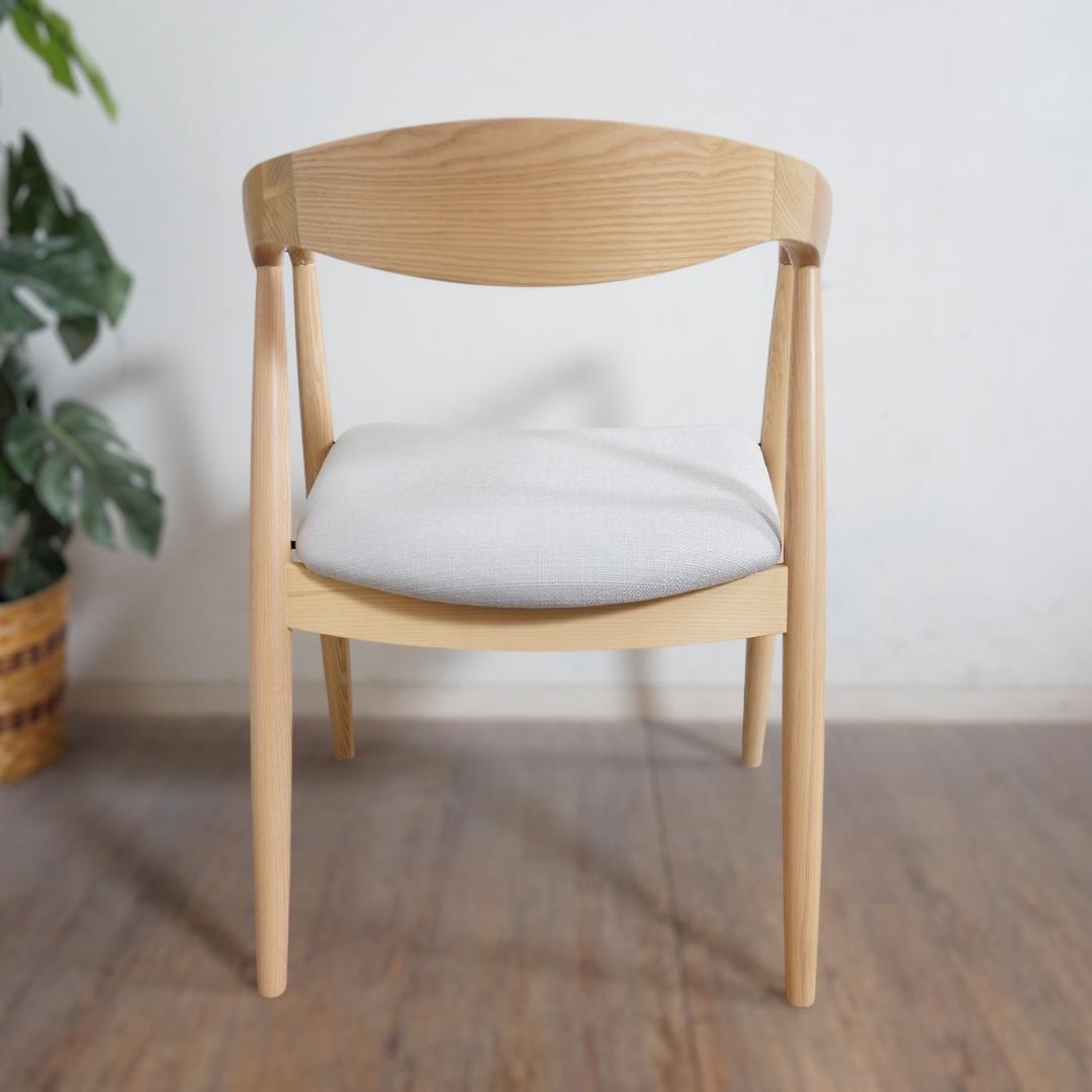 【新品】おしゃれ　曲木 ダイニングチェア 肘掛け付き　アッシュ無垢材