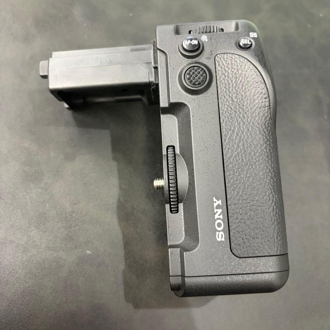 SONY 縦位置グリップ VG-C4EM 極美品　113