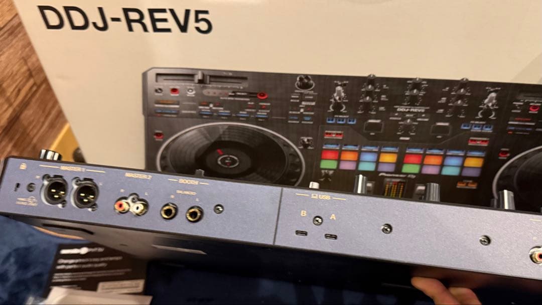 Pioneer DJ DDJ-REV5 スキンカスタム(ブルー&ベージュ)