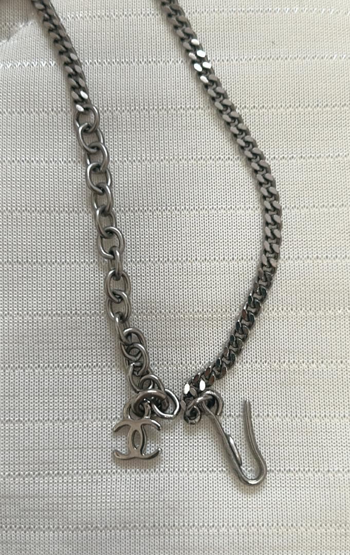 ⭐︎CHANEL⭐︎ プレート型ネックレス シルバー