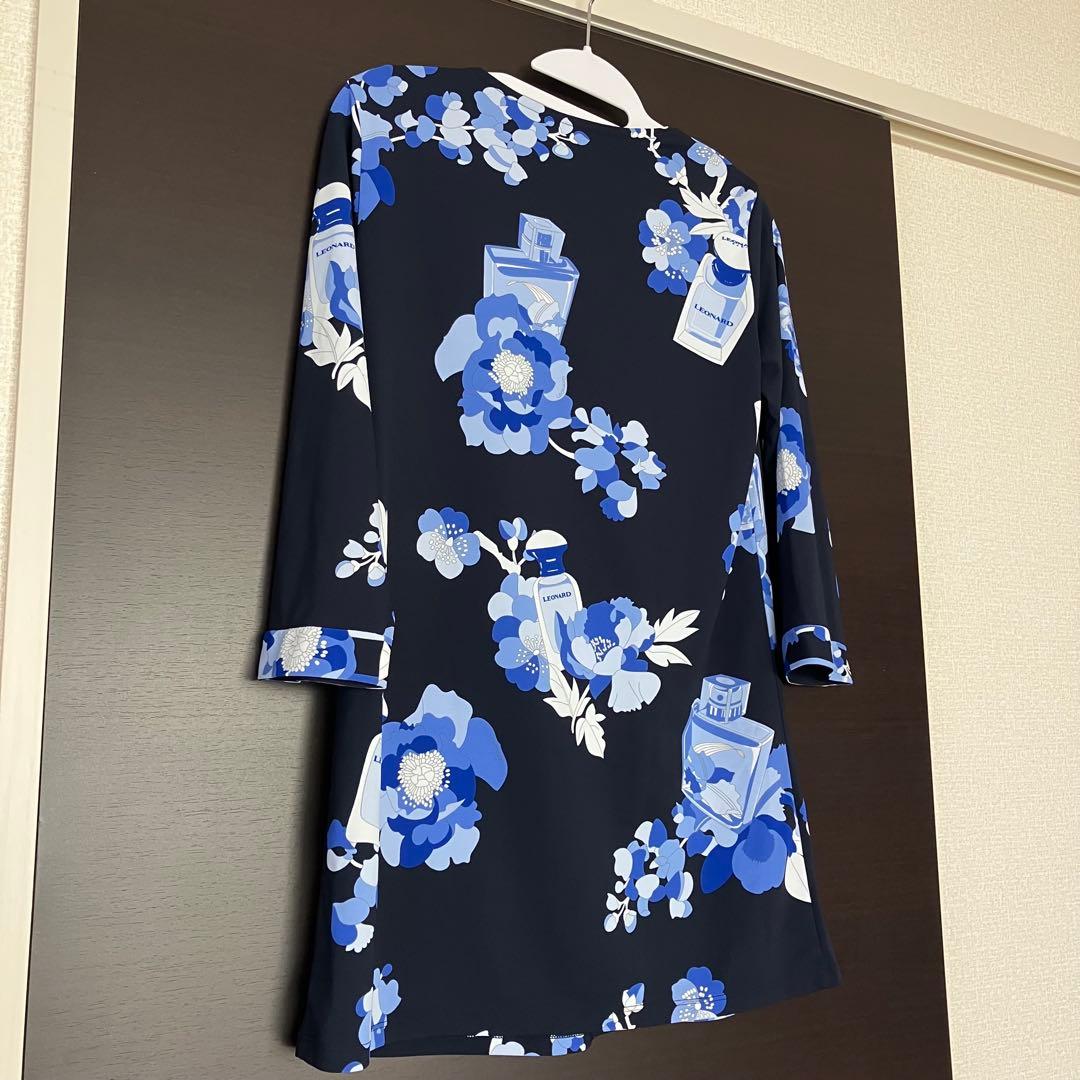 近年美品 レオナール チュニック パフューム 香水柄 38