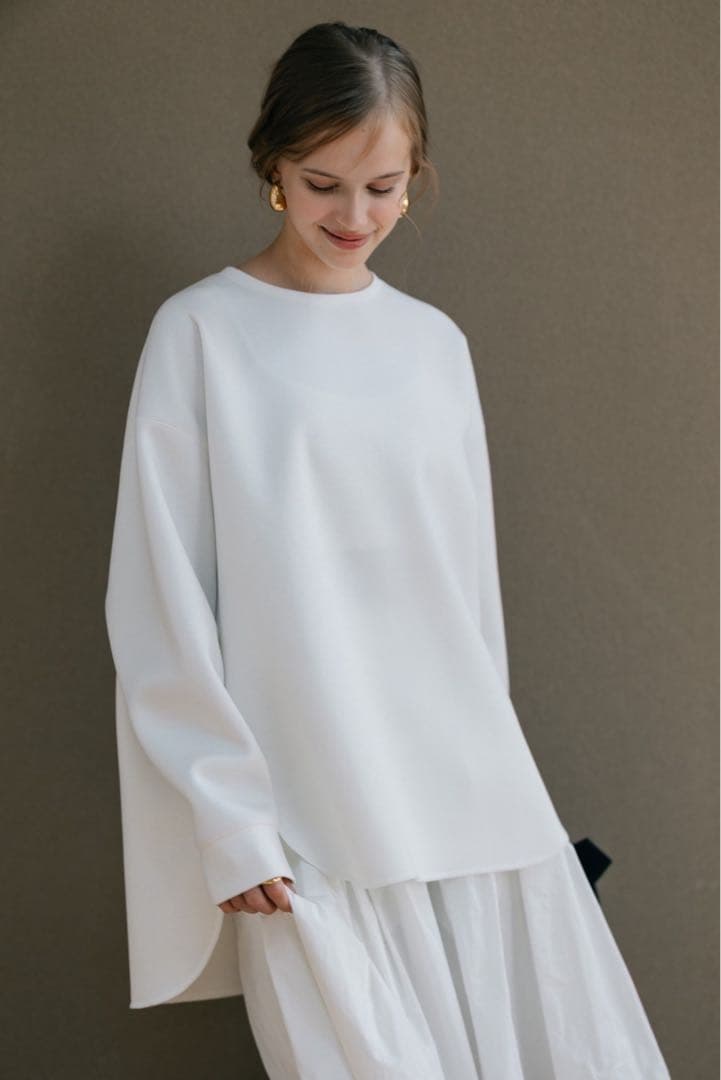 pois マシュマロプルオーバー white