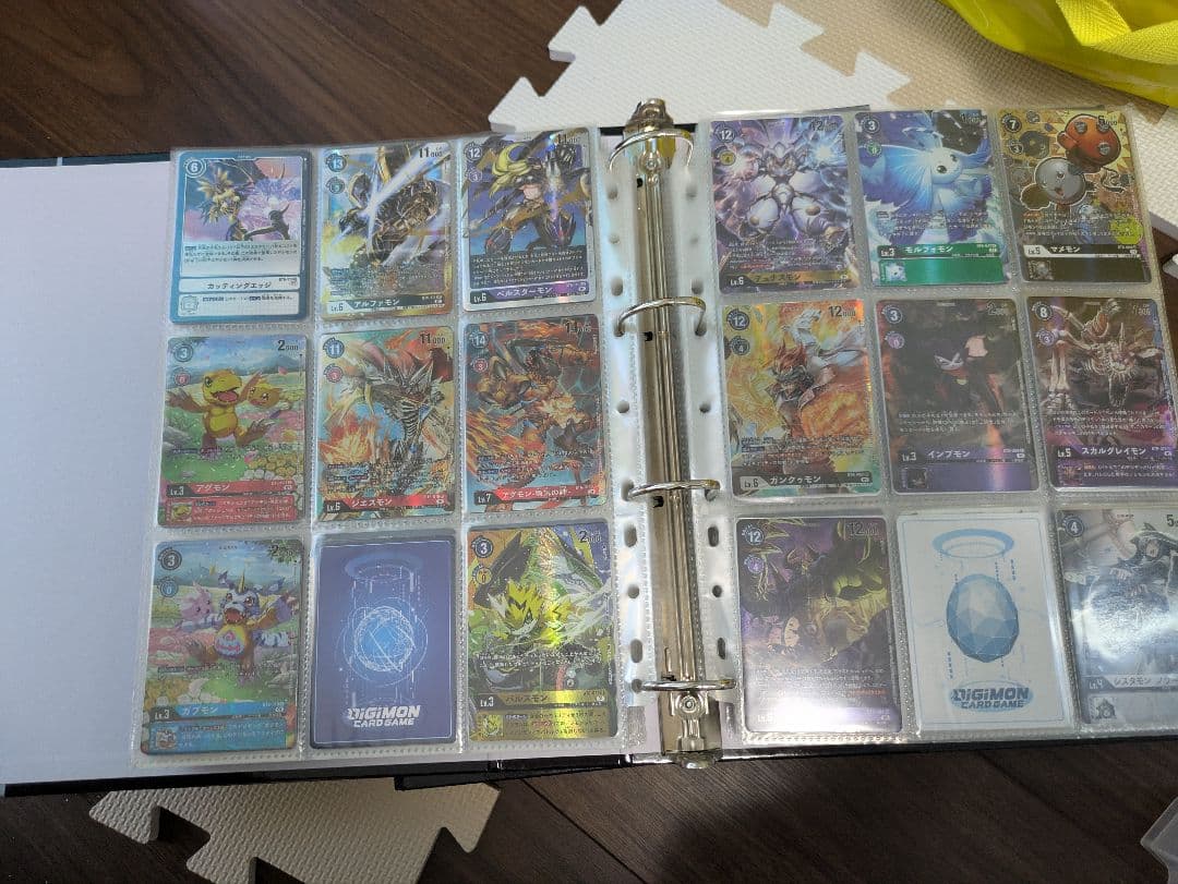 デジモンカードゲーム バインダー 収録カード コレクション引退品