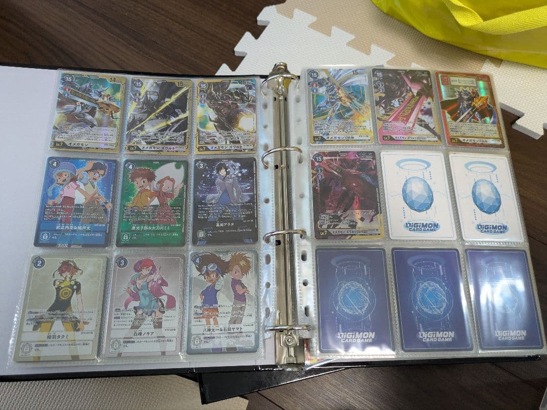 デジモンカードゲーム バインダー 収録カード コレクション引退品