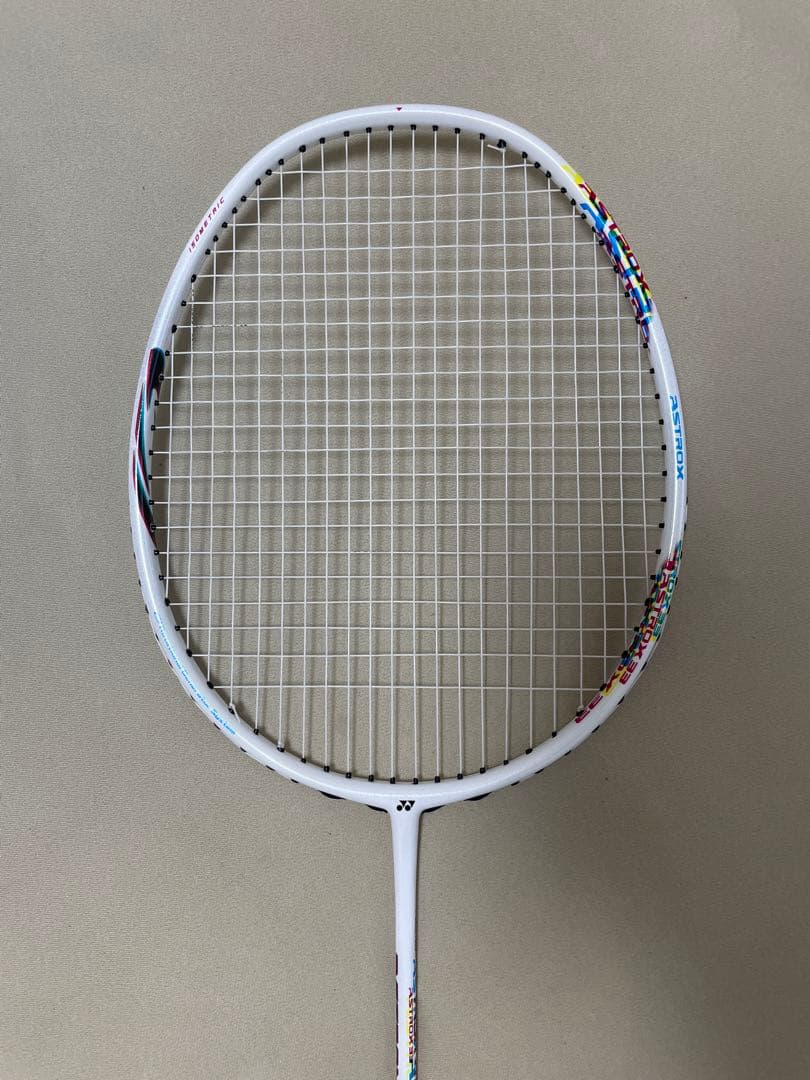 ラケット YONEX ASTROX33