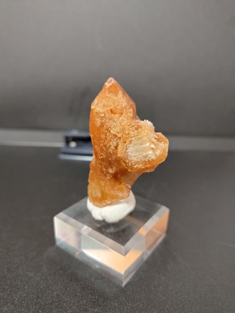 マニハール水晶　ルチル