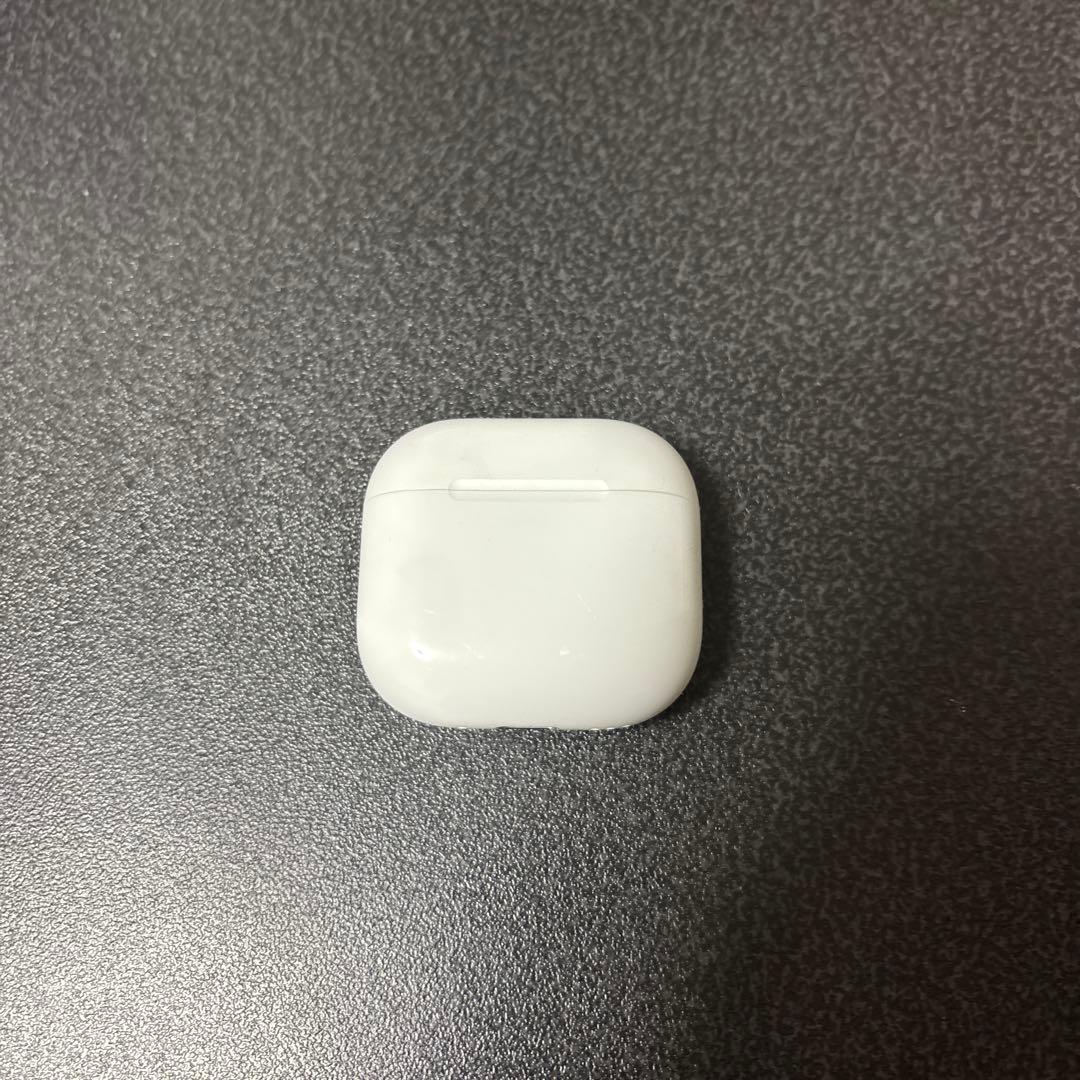 AirPods4(ノイズキャンセリング有り)本体 ホワイト、左耳のみ