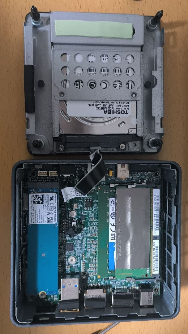 intel nuc 小型PC i3 10th メモリー16GB m.2+hdd