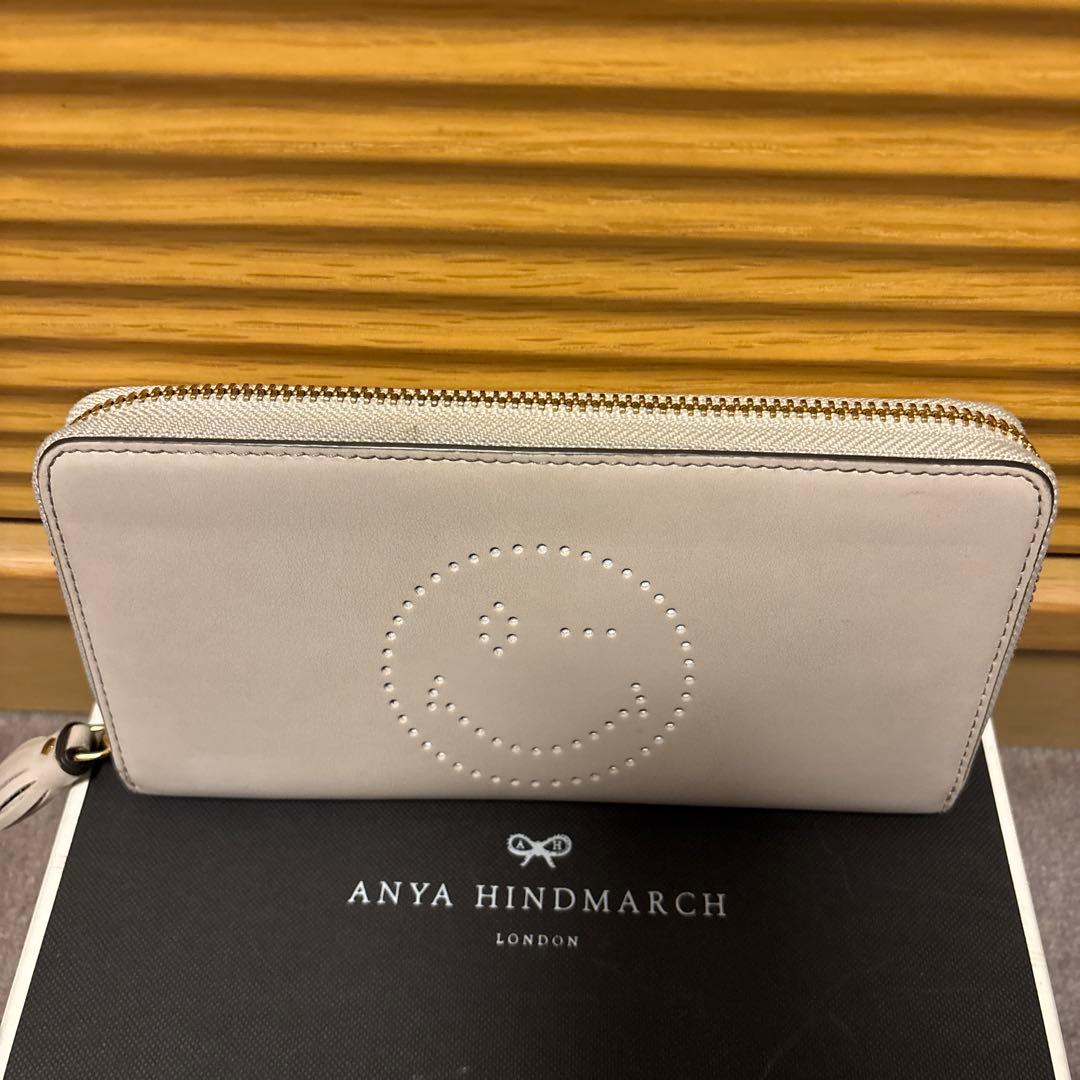 ANYA HINDMARCH スマイリー 長財布