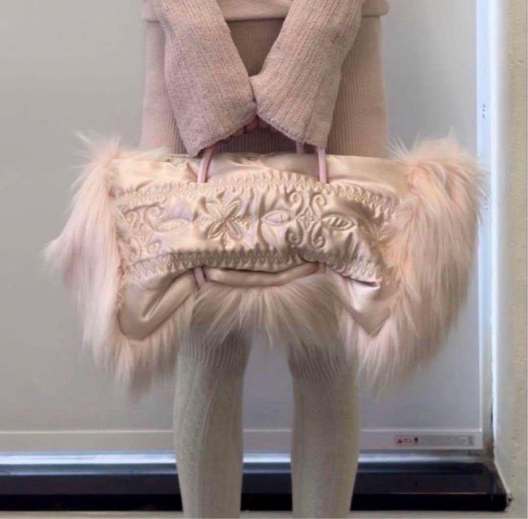 SCULPTOR Fluffy Slouchy Satin Bag ピンク