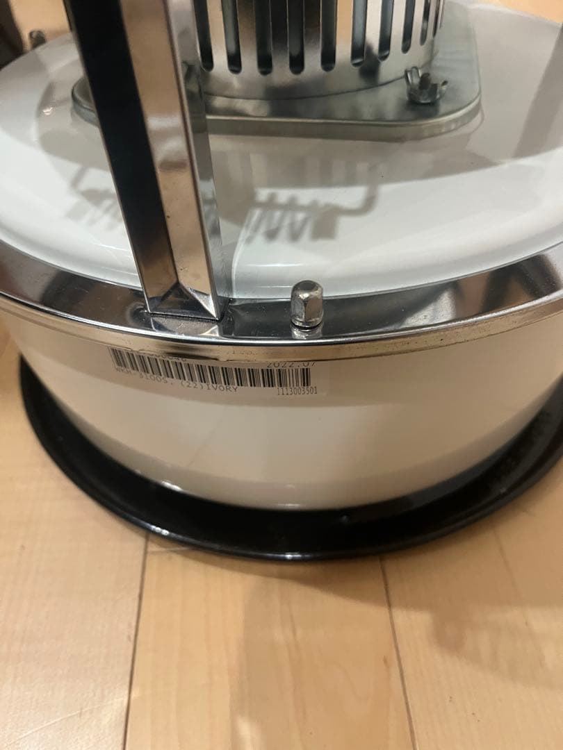 PASECO 美品 円筒形ホワイト石油ストーブ　白