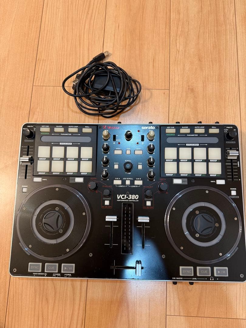 Vestax VCI-380 DJコントローラー