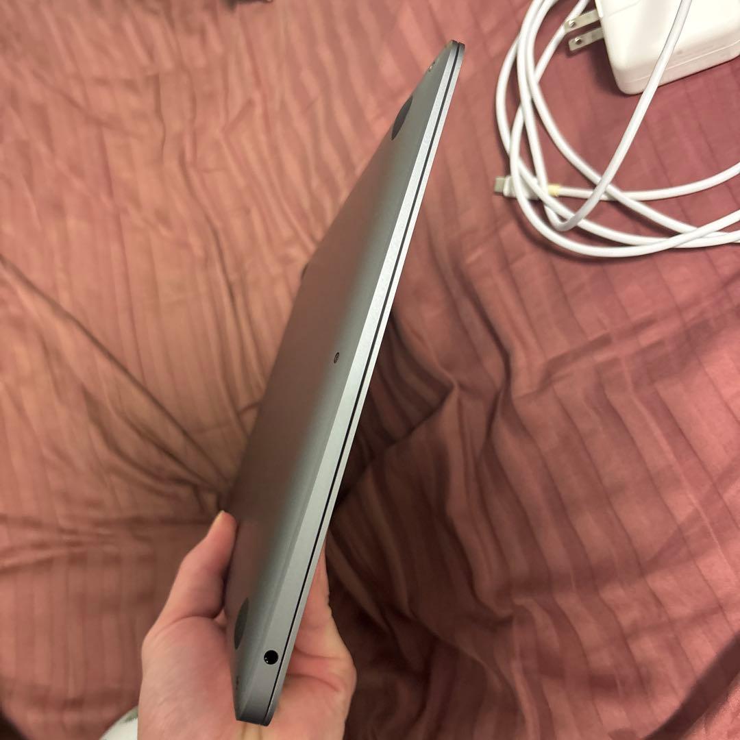 Apple MacBook Air 2020年 M1 シルバー 本体