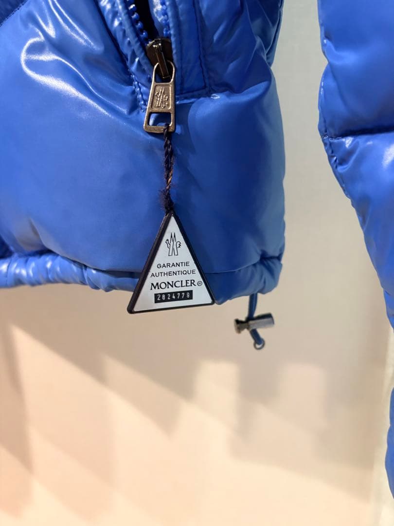 ☆Rie☆ 様用　MONCLER エベレスト　ダウンジャケット 青
