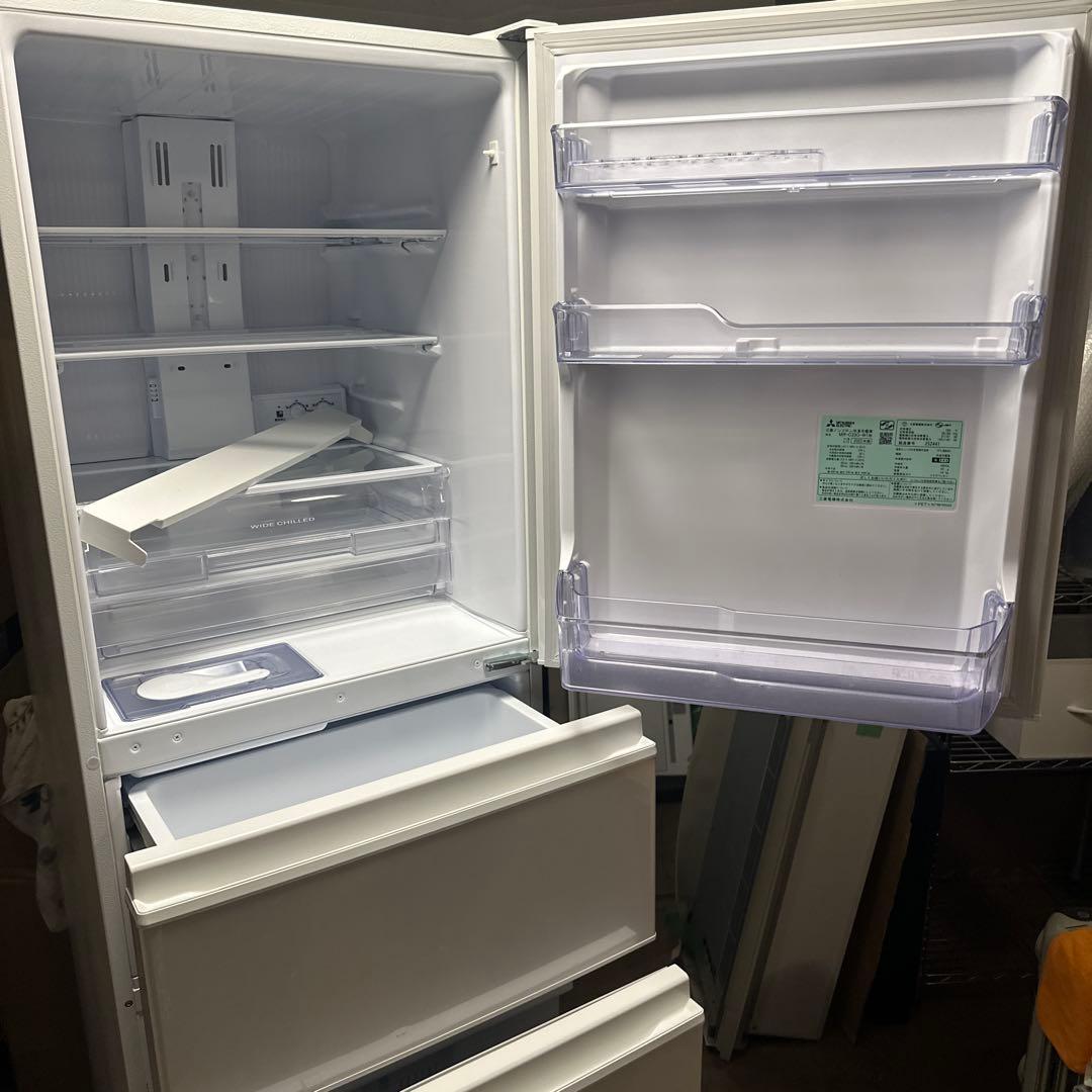 三菱ノンフロン3ドアサイズ　冷凍冷蔵庫 2022年式　330L