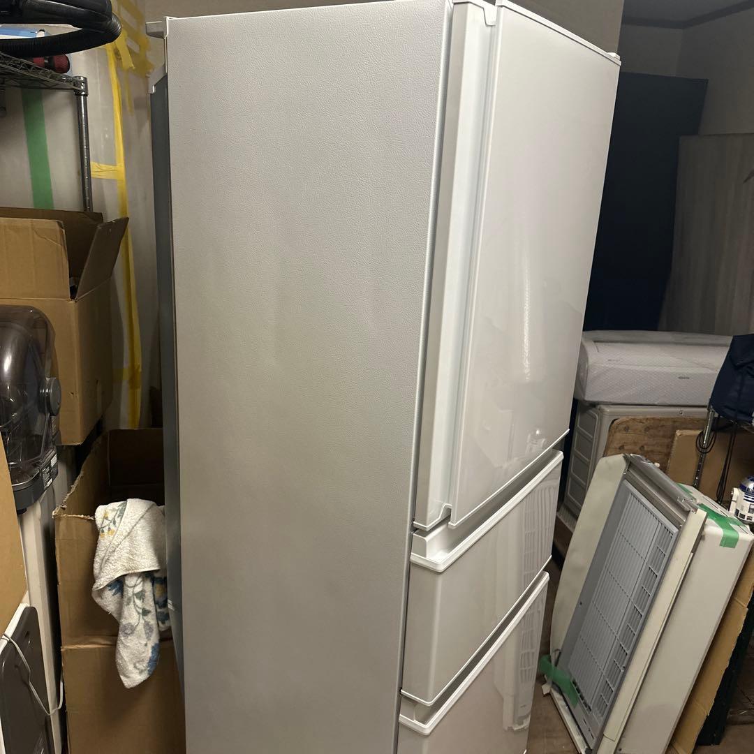 三菱ノンフロン3ドアサイズ　冷凍冷蔵庫 2022年式　330L