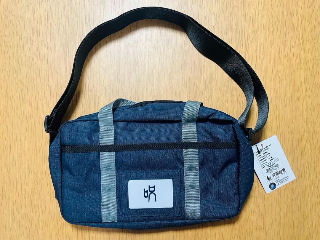 呪術廻戦 東京呪術高専 デザイン ショルダーバッグ おまけ付き