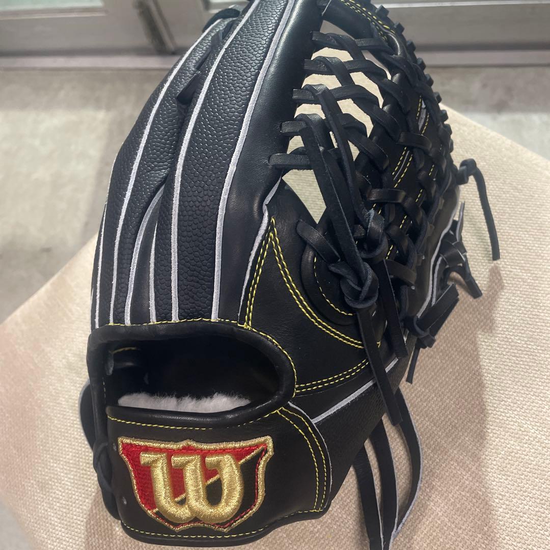 Wilson 硬式用　 右投げ用