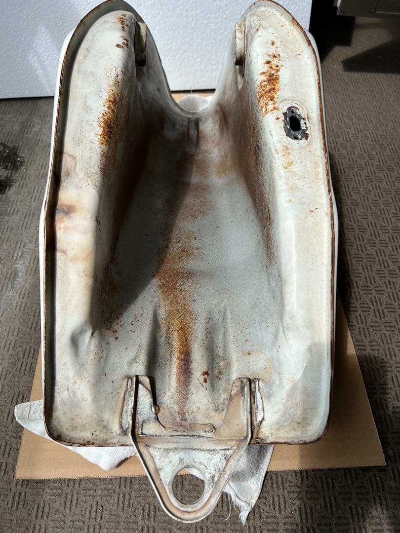 グピグチ　初期型　ヤマハ　RZ250 タンク