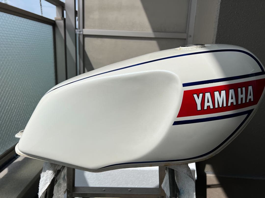 グピグチ　初期型　ヤマハ　RZ250 タンク