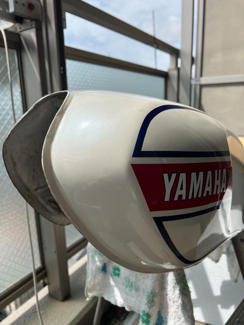 グピグチ　初期型　ヤマハ　RZ250 タンク