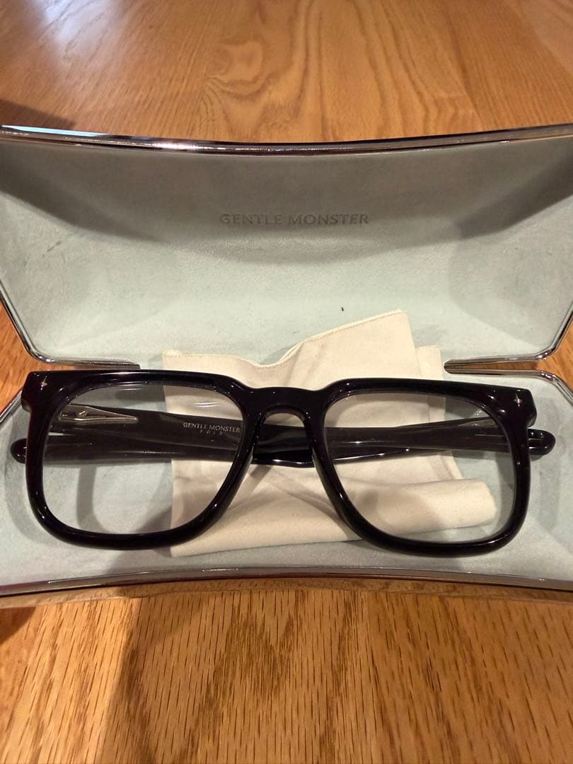 ジェントルモンスター　ojo 01