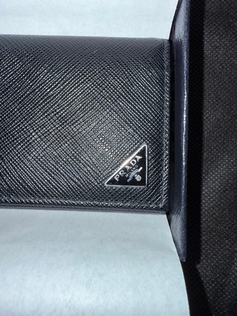 PRADA ブラックレザー 名刺入れ【週末限定セール】