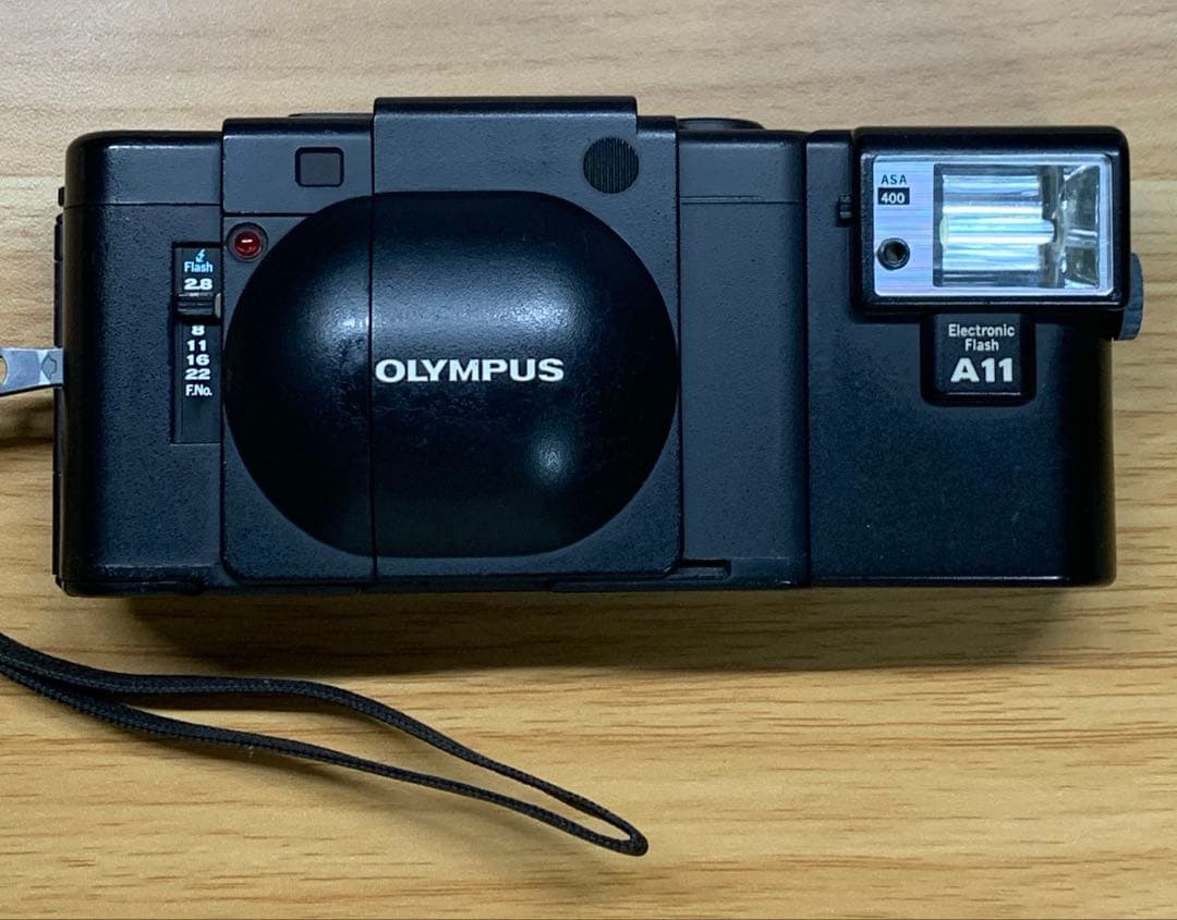 OLYMPUS オリンパス XA + A11 コンパクトフィルムカメラ